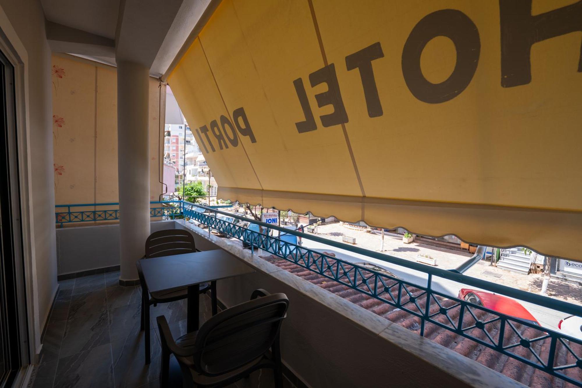 Hotel Porti Sarandë Esterno foto
