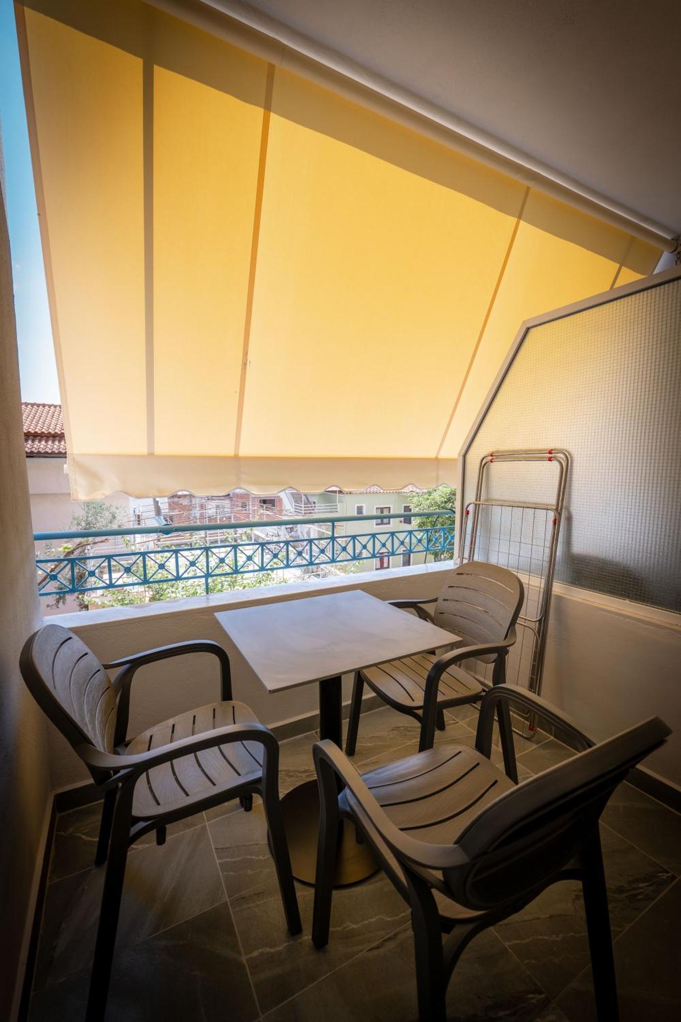 Hotel Porti Sarandë Esterno foto