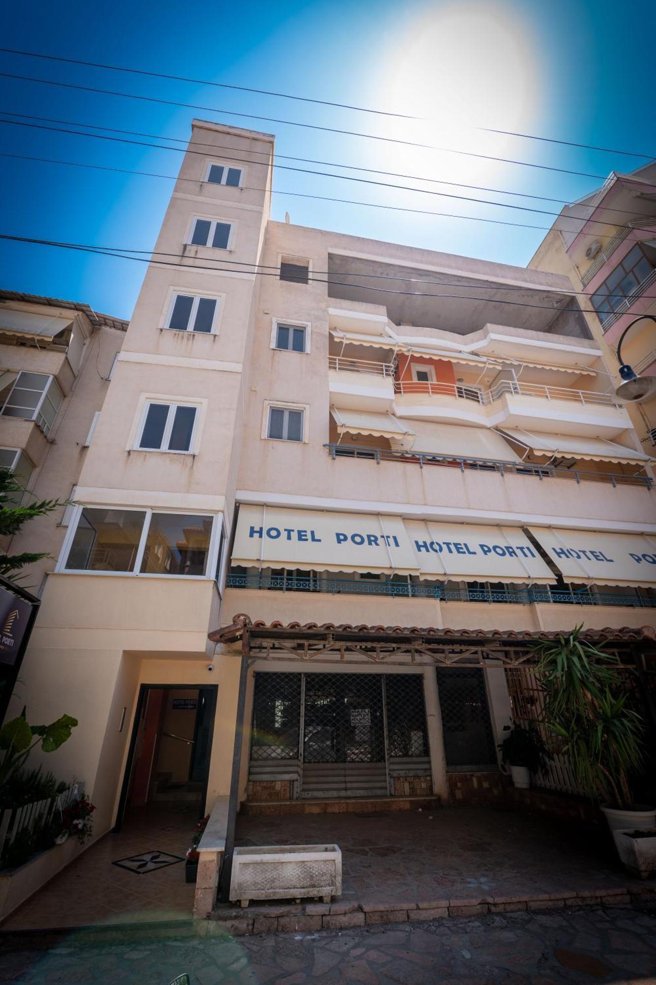Hotel Porti Sarandë Esterno foto